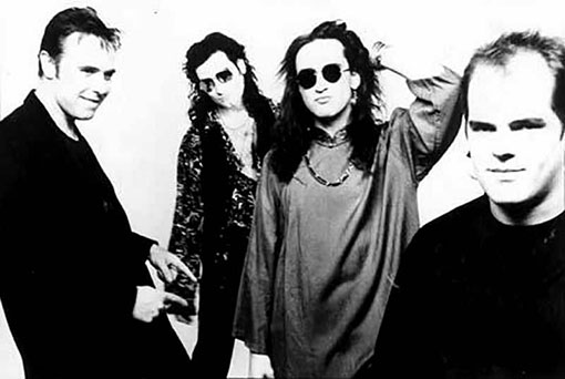 The Mission, "Another Fall from Grace" en écoute intégrale