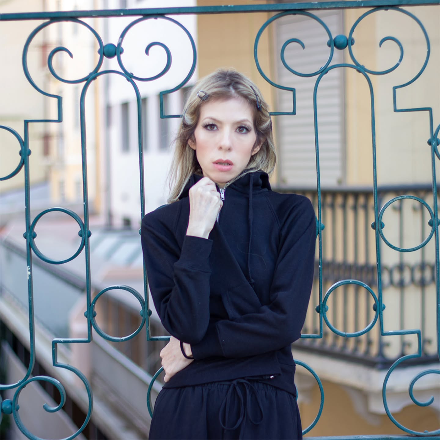 "Dear Contests" de R.Missing