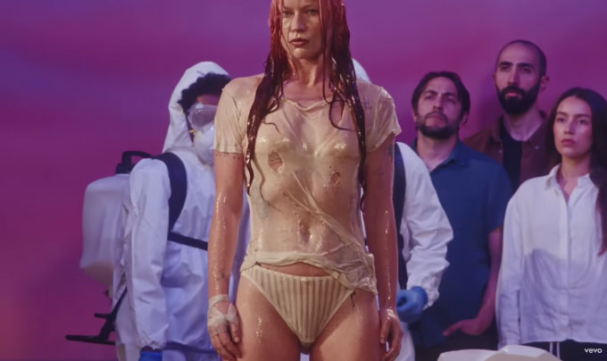 Une vid&eacute;o de Wet Leg 