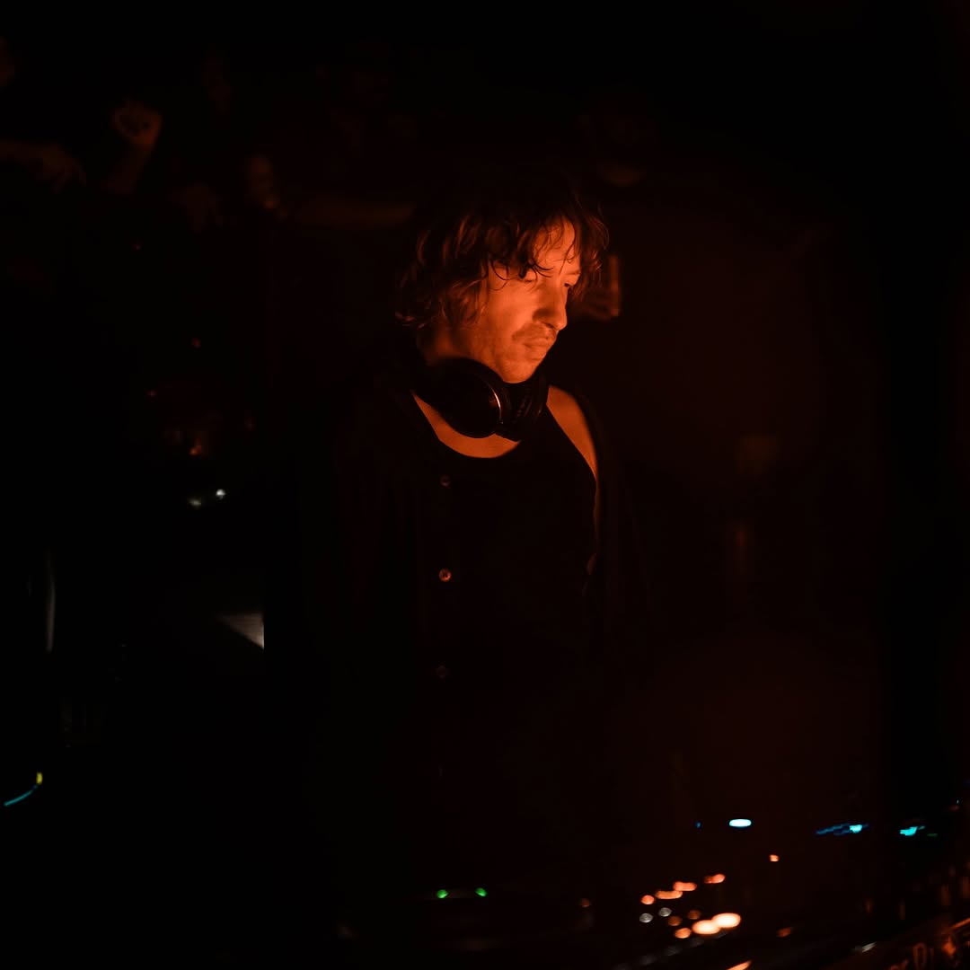 Daniel Avery remixe son dernier album