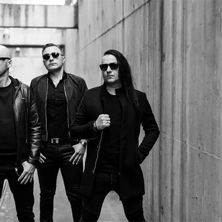 "Dance | Die" d'Undertheskin