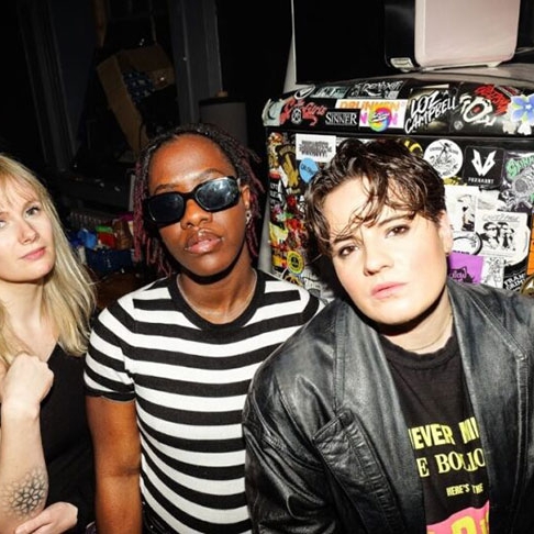 Le grunge &eacute;pique de Girlband!